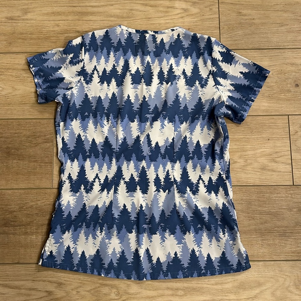 Buttersoft Scrub Top - Picture 5 of 5